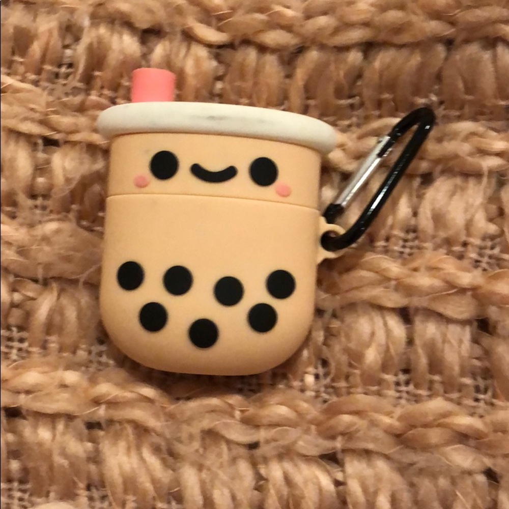 uo airpods case